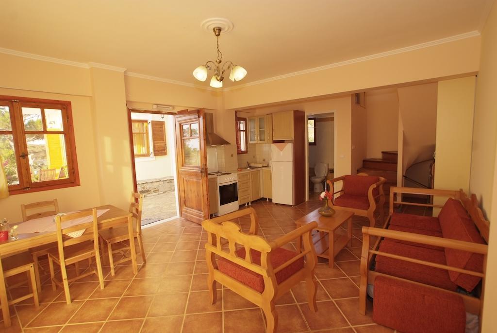 Irida Villa Armenistis  Room photo